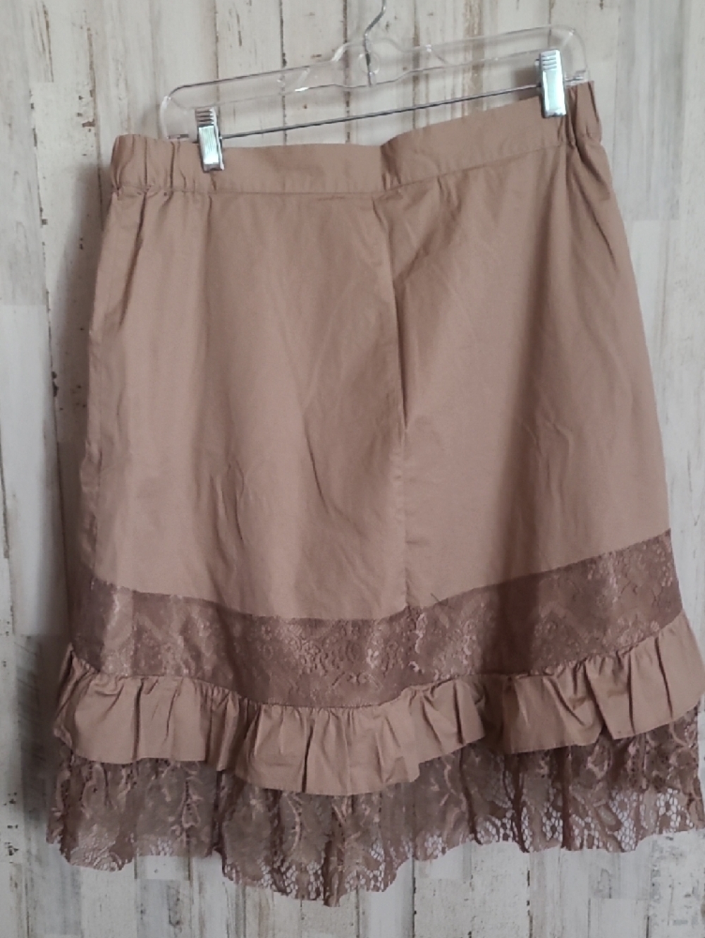 VENUS Taupe Lace-Trim High-Low Skirt with Buckle Accents - Picture 6 of 6